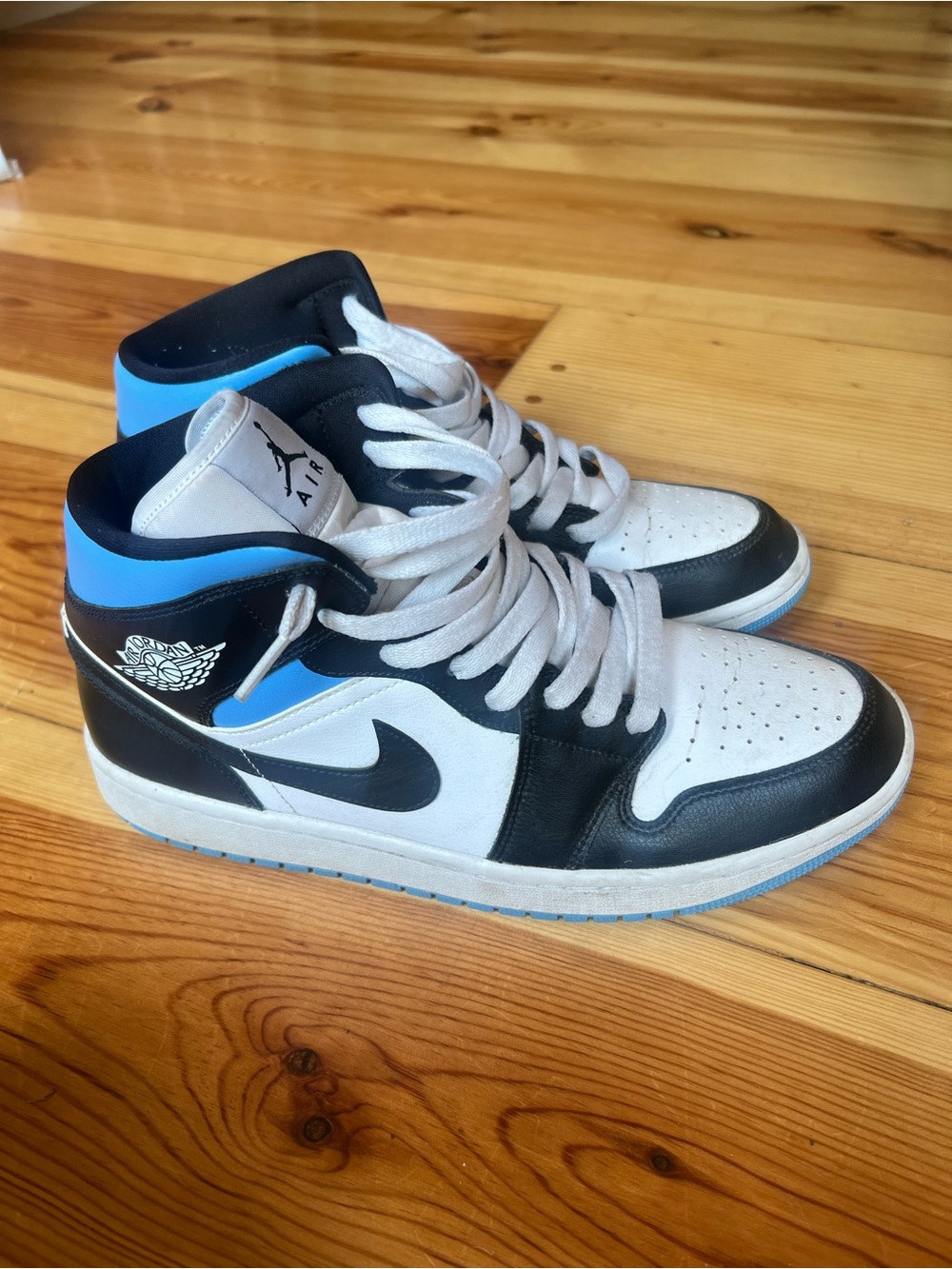 Air Jordan high tops